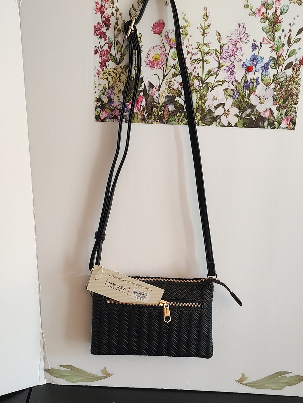 Isabelle Crossbody NWT